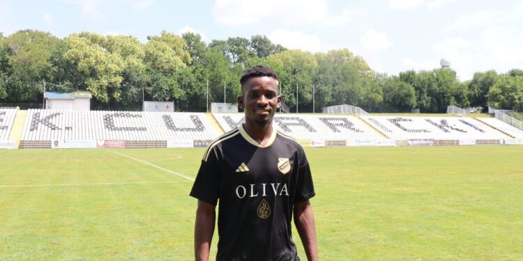 Godswill Vadze: Ghanaian youngster ”very happy” to sign for Serbian club Čukarički