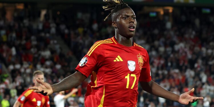 Nico Williams Biography, Age, Height, Net Worth, Girlfriend & Parents