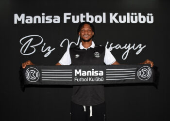 Turkish club Manisa FC unveil Ghanaian defender Philip Gameli Awuku [+ Photos]