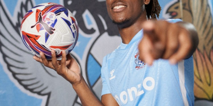 Coventry City sign Ghanaian striker Brandon Thomas-Asante