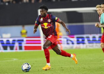 Norwich City close in on Ghanaian midfielder Forson Amankwah
