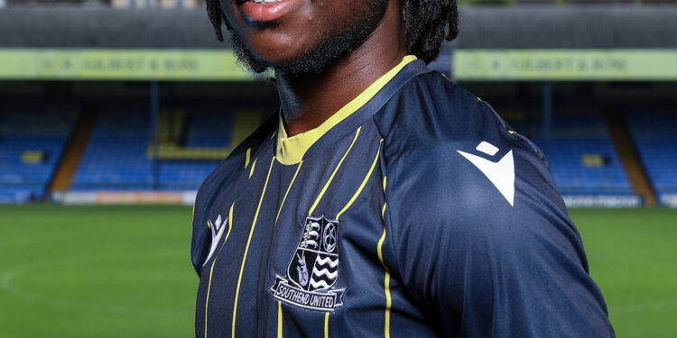 Ghanaian midfielder Keenan Appiah-Forson sign for Southend United