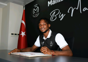 Ghanaian defender Philip Gameli Awuku seals move to Turkish club Manisa FC