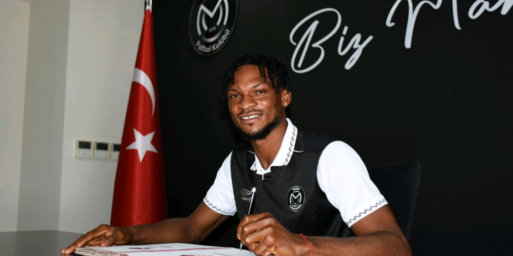 Ghanaian defender Philip Gameli Awuku seals move to Turkish club Manisa FC