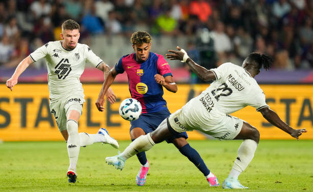 “He has a great future” – Ghana star Mohammed Salisu salutes Barcelona teenager Lamine Yamal