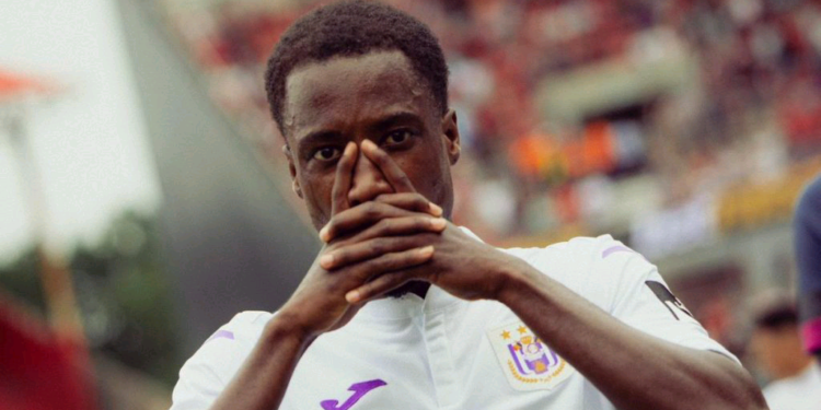 Majeed Ashimeru scores late goal to secure Anderlecht’s victory over Royal Antwerp