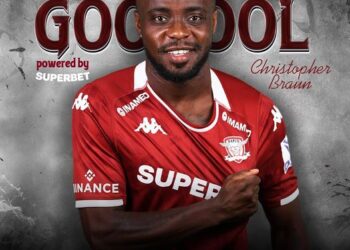 Ghanaian defender Christopher Braun scores in Rapid București’s draw with Universitatea Craiova in Romania Superliga