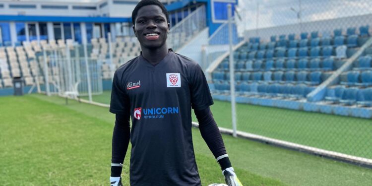 EXCLUSIVE: Division One League side Asekem FC sign KASS student Peter Baah Snr