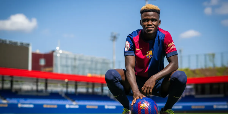 Ghanaian winger Abdul Aziz Issah compares himself to Lamine Yamal after joining FC Barcelona