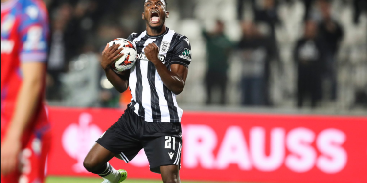 VIDEO:  Baba Rahman scores late equalizer in PAOK’s Europa League 2-2 draw against Viktoria Plzeň
