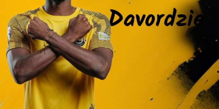 Ghanaian forward Carl Davordzie scores key goal in CSM Ceahlaul’s 3-2 win over CSM Selimbar in Romania