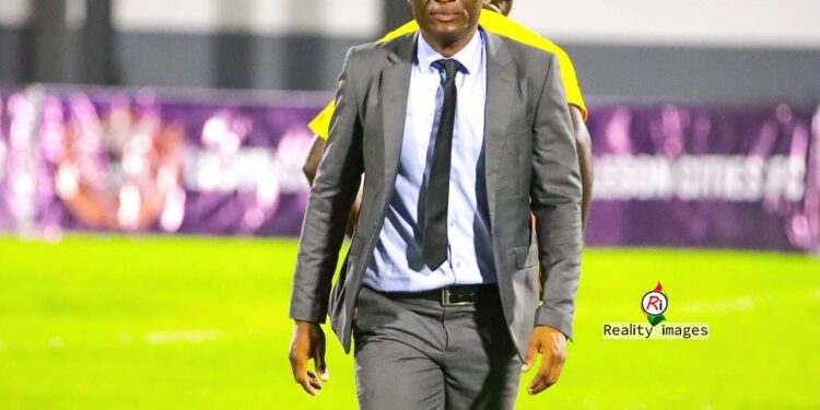 ‘Not the best of weeks, but we must move forward’ – Asante Kotoko coach Prosper Ogum
