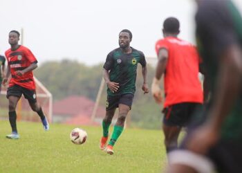 Asante Kotoko midfielder Samuel Tenadu resumes full training ahead of FC Samartex clash