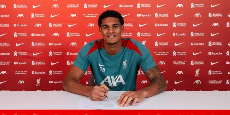  Liverpool is the best club in the world – Jarell Quansah says after signing contract extension