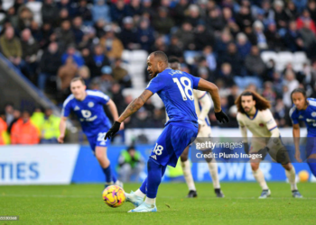 Jordan Ayew scores against Chelsea for Leicester in Premier League