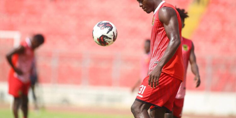 “I sometimes send money to my colleagues” – Vincent Atinga highlights challenges of Ghana Premier League players