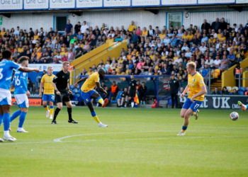 Hiram Boateng provides for two goals to help Mansfield to victory against Stockport County