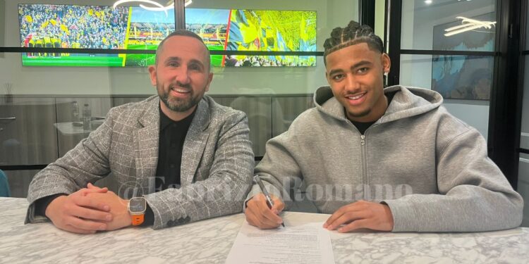 Ghanaian youngster Travis Akomeah moves from Chelsea to Watford on permanent deal