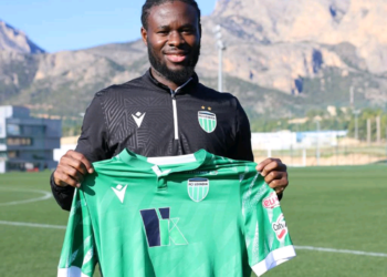 Ghanaian midfielder David Abagna scoredd for APOEL Nicosia against Anorthosis