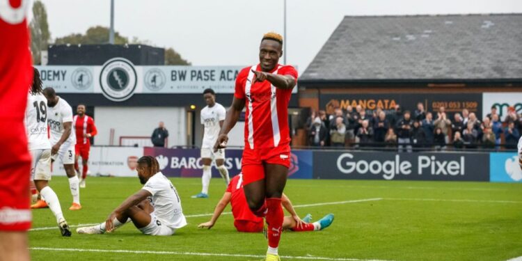 English-Ghanaian striker Daniel Agyei provides decisive assist in Leyton Orient win over Blackpool