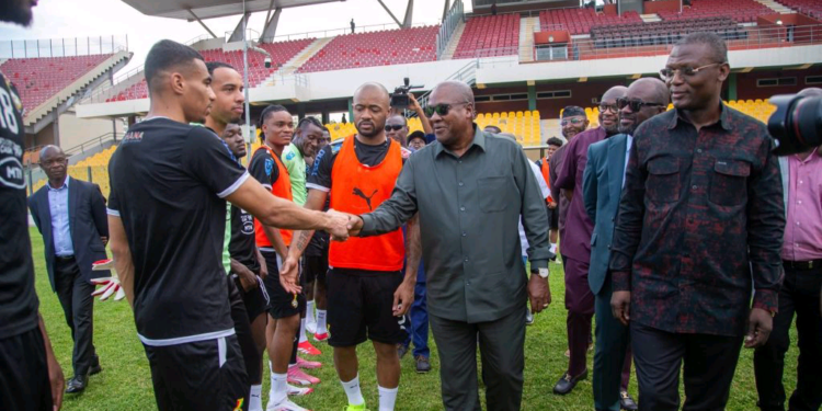 Mahama urges Black Stars to restore glory, assures Ghanaians’ support