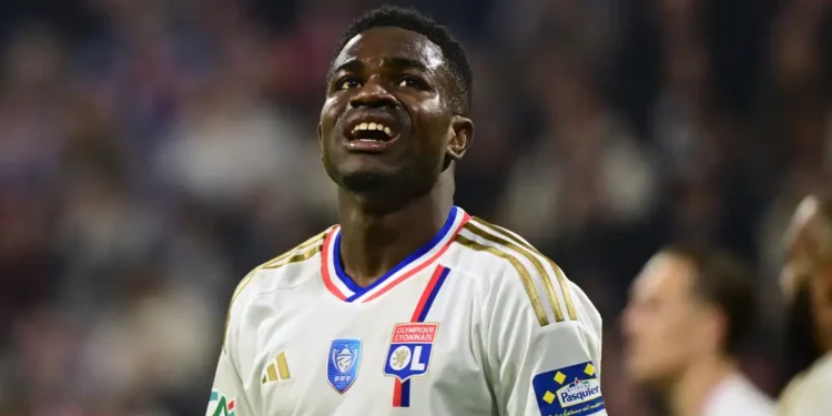 Ernest Nuamah faces lengthy spell on the sidelines after suffering cruciate ligament injury