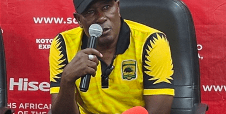 Abdul Karim Zito – Biography, career, records, teams coached, strategies and titles won
