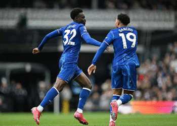 Tyrique George scores first Premier League goal as Chelsea stage comeback win over Fulham