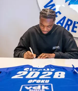 Promising Ghanaian defender Edgard Opoku signs first pro contract with KAA Gent