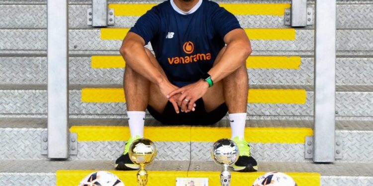 Former Black Stars striker Kwesi Appiah sweeps three awards after leading Boreham Wood to National League promotion