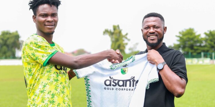 Bibiani GoldStars confirm signing of defender Emmanuel Ankrah on three-year deal