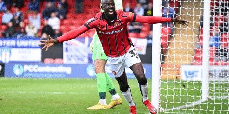 Albert Adomah signs one-year extension with Walsall FC