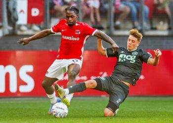 AZ Alkmaar reject €10m bid from Como for Jayden Addai
