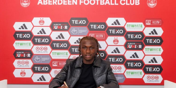 Ghanaian defender Emmanuel Gyamfi joins Aberdeen in Scotland