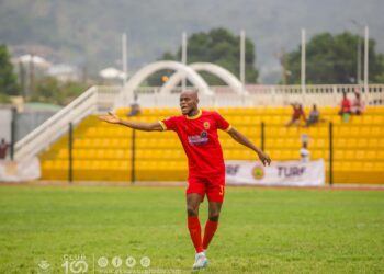 Aryeetey Aryekwei bids farewell to Okwawu United after two seasons