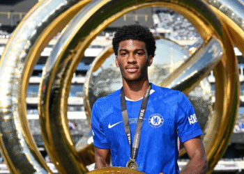 Bournemouth eye Ghanaian teen Josh Acheampong as defensive reinforcement