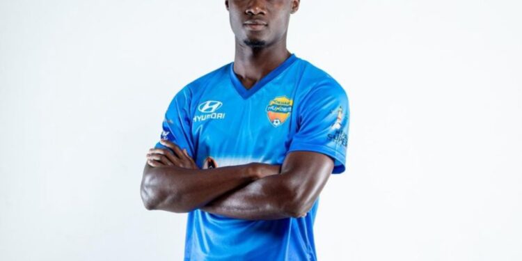 Exclusive: Moses Gyaba Twum arrives in Jordan to finalize move to Al Jazeera club