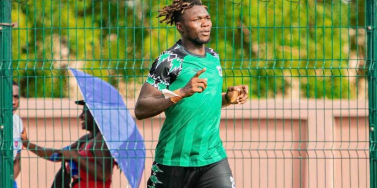 Former Dwarfs and FC Samartex striker Seidu Abubakari trains with Asante Kotoko