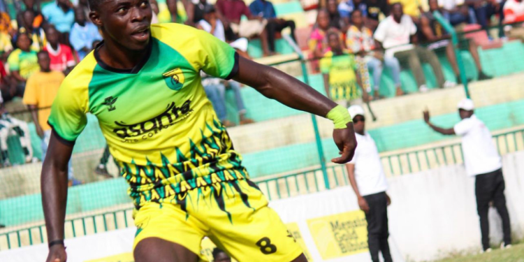Transfer News: Frank Amankwaah signs two-year deal for Karela United