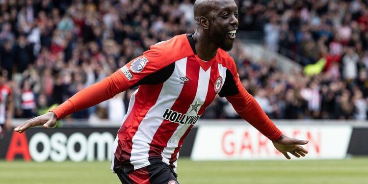 Brentford Transfer News: Three English clubs to go all out for Congolese forward Wissa