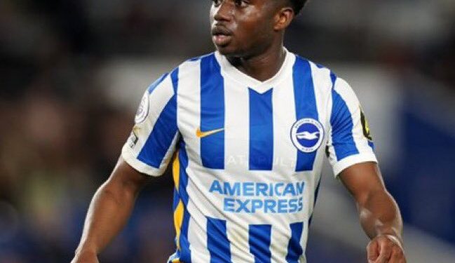 Tariq Lamptey arrives in Florence ahead of Fiorentina move