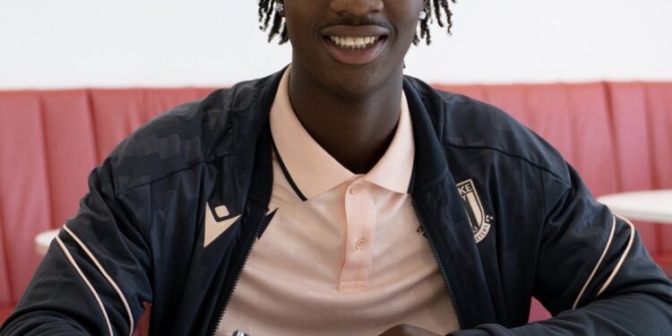 Stoke City sign Ghanaian forward Jerome Osei Kyremeh
