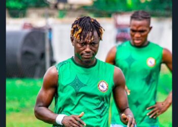 Emmanuel Sarpong begins pre-season with Berekum Chelsea after Hearts of Oak move falls through