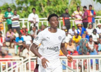 Medeama SC and Aduana FC battle for signature of free agent Musah Hamzata