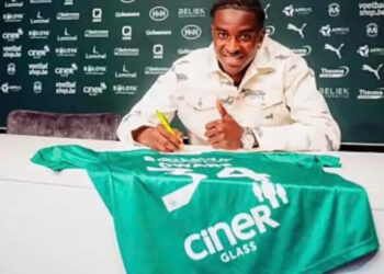 Ghanaian defender Henry Oware signs contract extension with Lommel SK