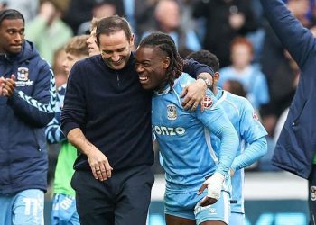 Lampard hails Brandon Thomas-Asante’s work ethic after Portsmouth brace