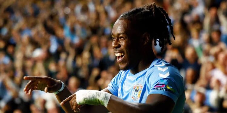 Coventry City star Brandon Thomas-Asante named in Championship Team of the Week