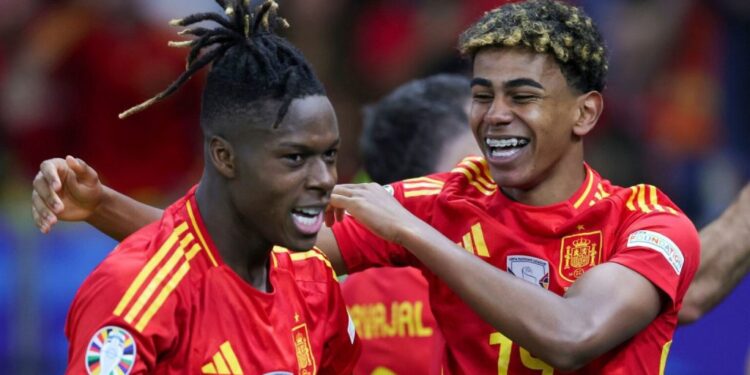 Lamine Yamal and Nico Williams