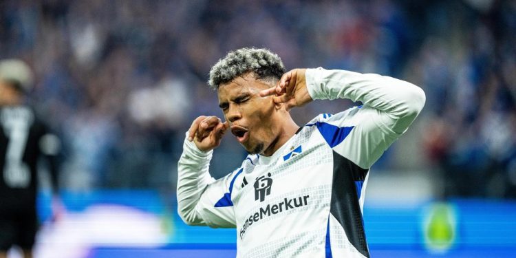 Ransford-Yeboah Königsdörffer late header rescues point for Hamburg against Borussia Dortmund
