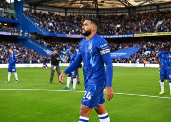 EPL: 10-man Chelsea hold Arsenal to draw in feisty London derby